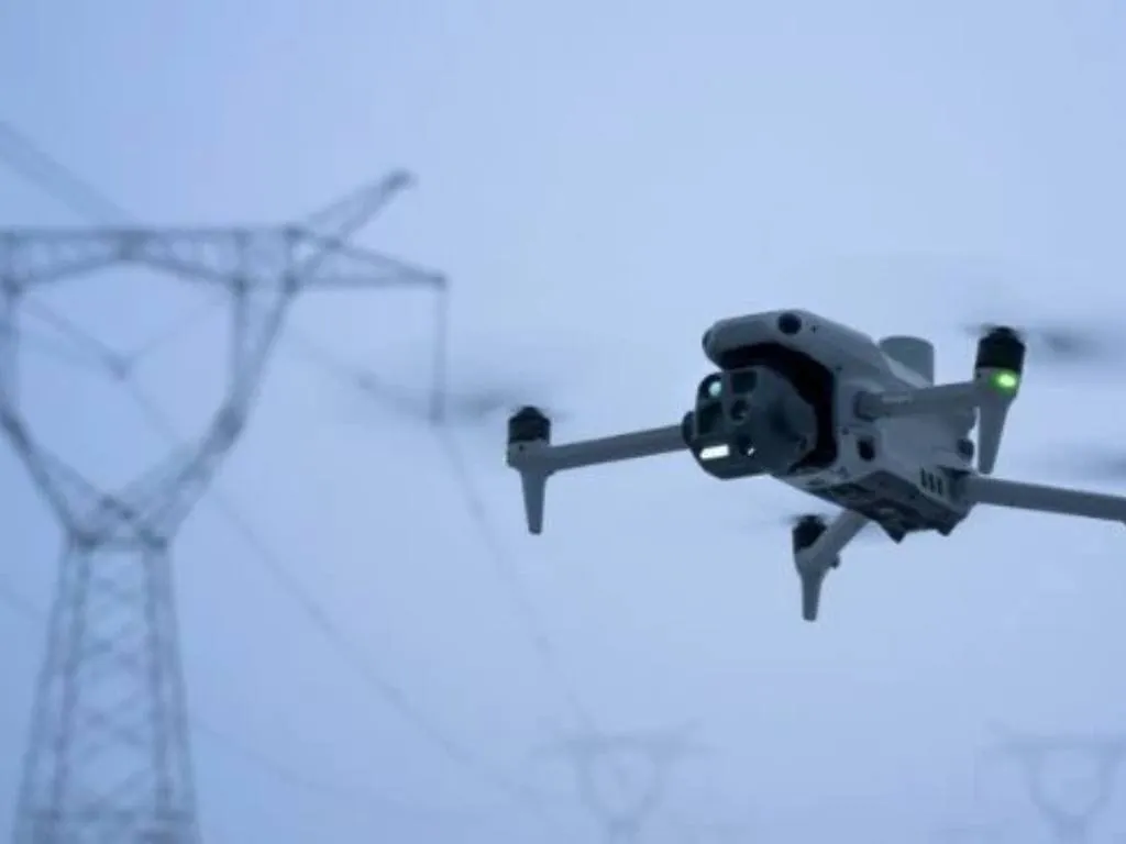 DJI matrice 4 nâng cấp khả năng kiểm tra đường dây điện