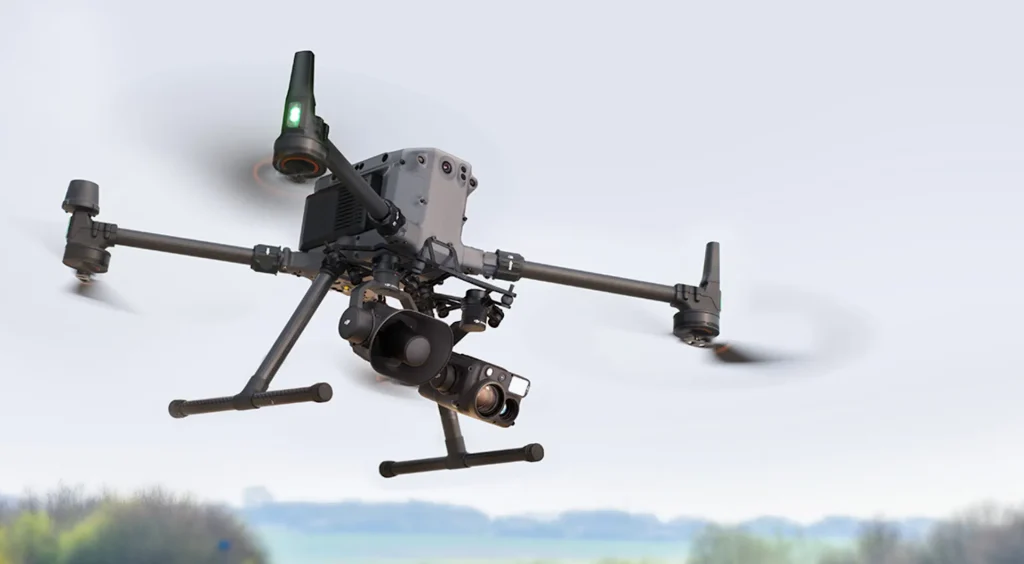Đèn chiếu điểm Zenmuse S1 và loa phát thanh Zenmuse V1 trên DJI matrice 300 và 350
